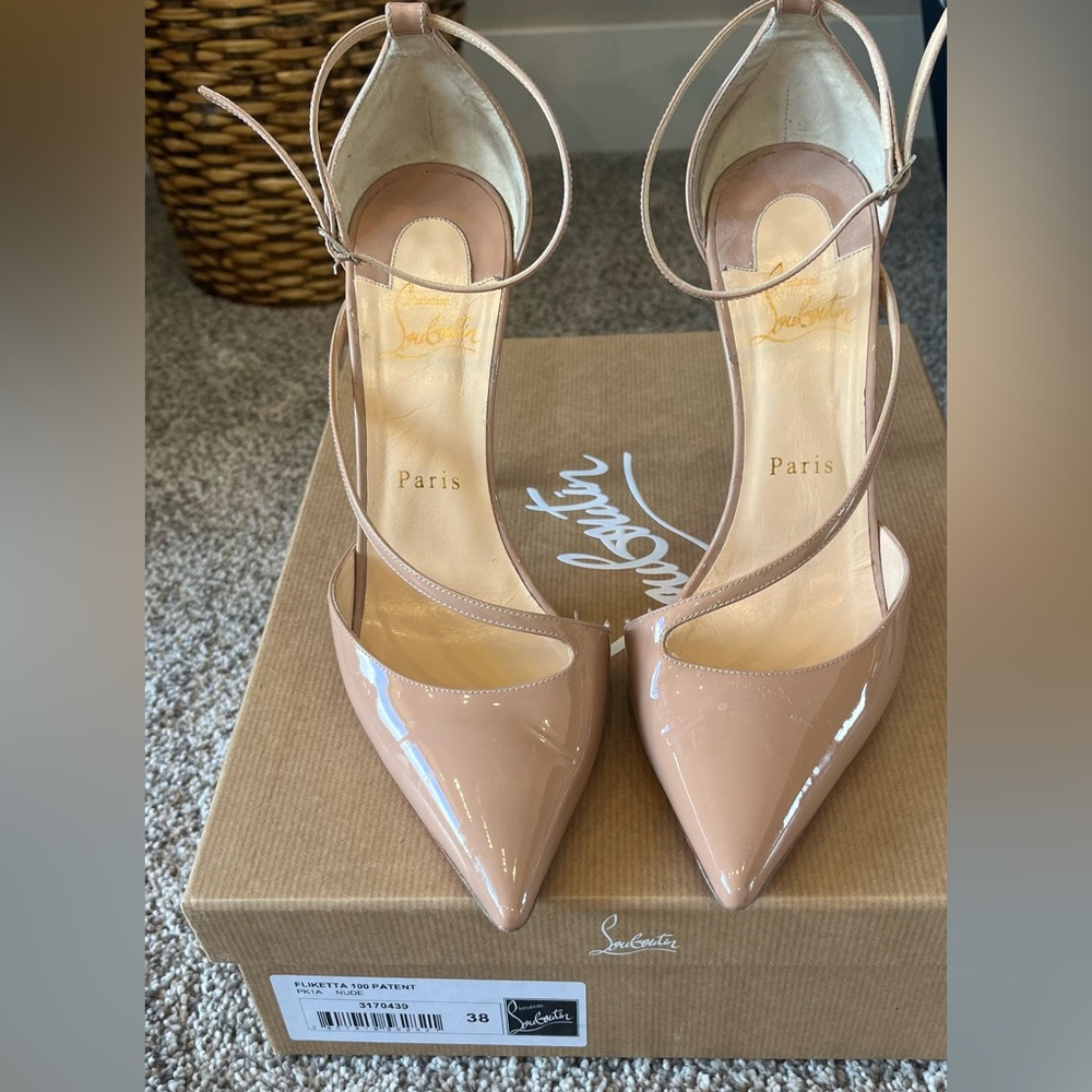 CHRISTIAN Louboutin “Floketta 100mm Patent Nude Leather heels - women’s size 38